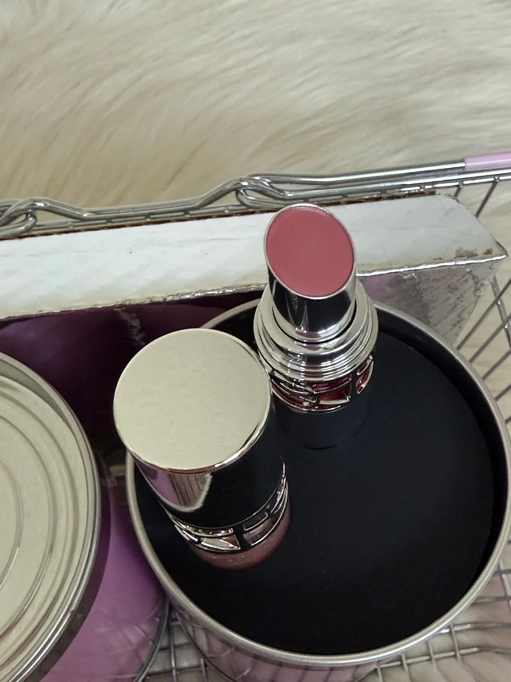 YSL Beauty PR make me blush fuchsia fizz, loveshine gloss, candy glaze lip gloss - Picture 6 of 13